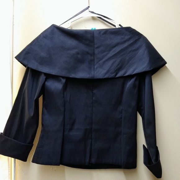 Cute Jacket - Picture 2 of 3